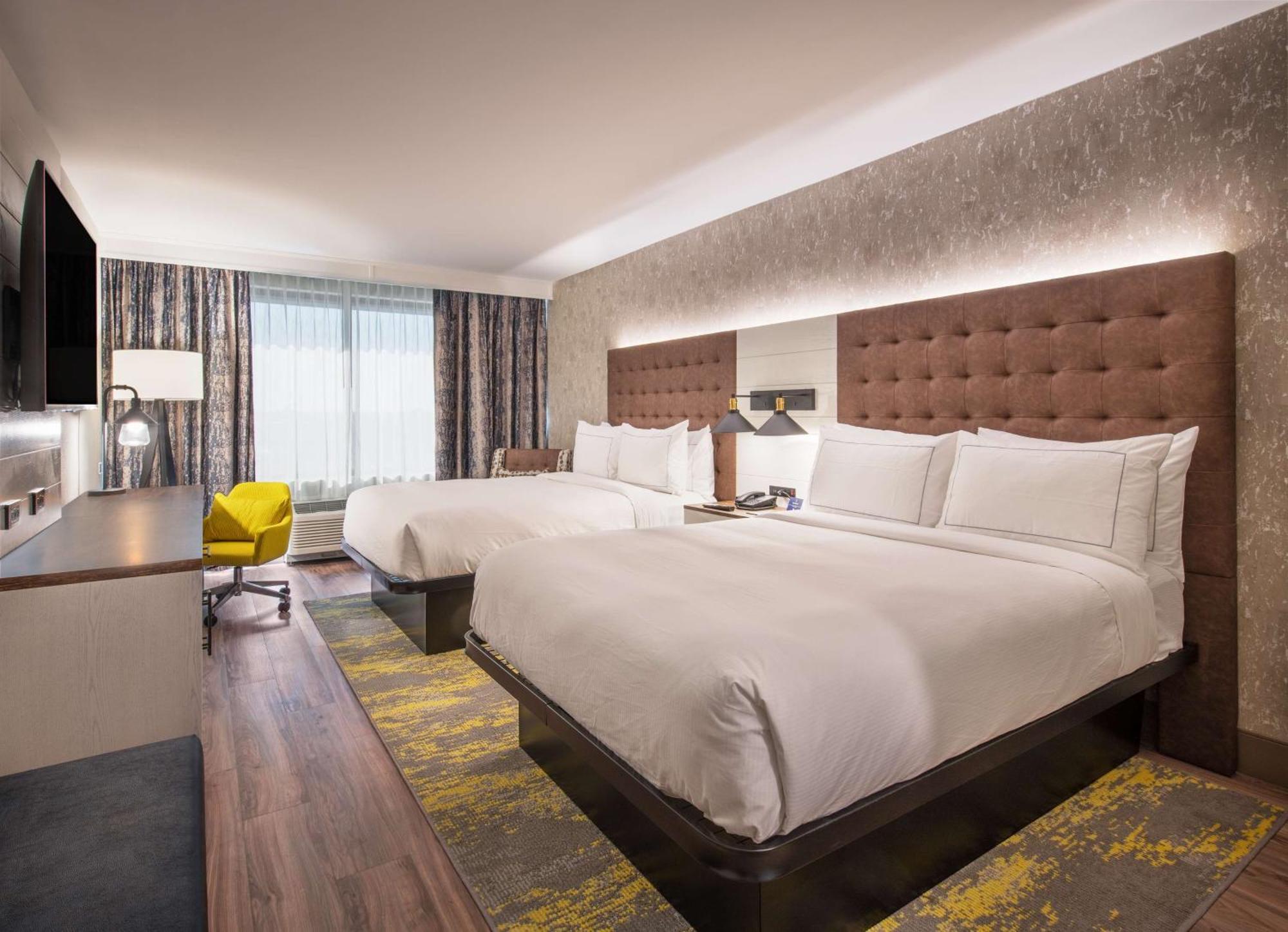 Отель Doubletree By Hilton Monroe Township Cranbury Rossmoor Экстерьер фото