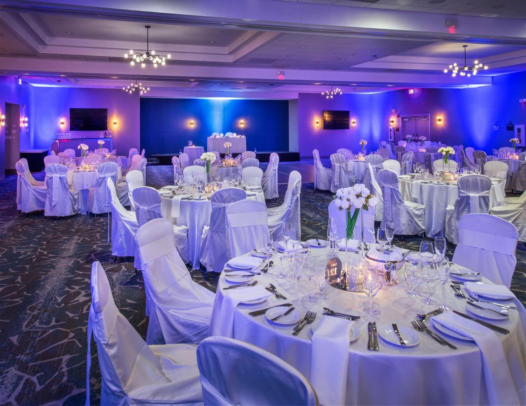 Отель Doubletree By Hilton Monroe Township Cranbury Rossmoor Экстерьер фото